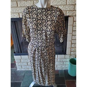 Maggy London Vintage Pleated Midi Dress 4